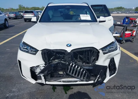 2024 BMW X5 xDrive40I z USA, uszkodzony, nr VIN 5UX23EU03R9S24006